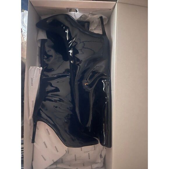 Guess Women's Dayton Knee High Boot, Black Patent 001, 8.5 - Picture 3 of 5